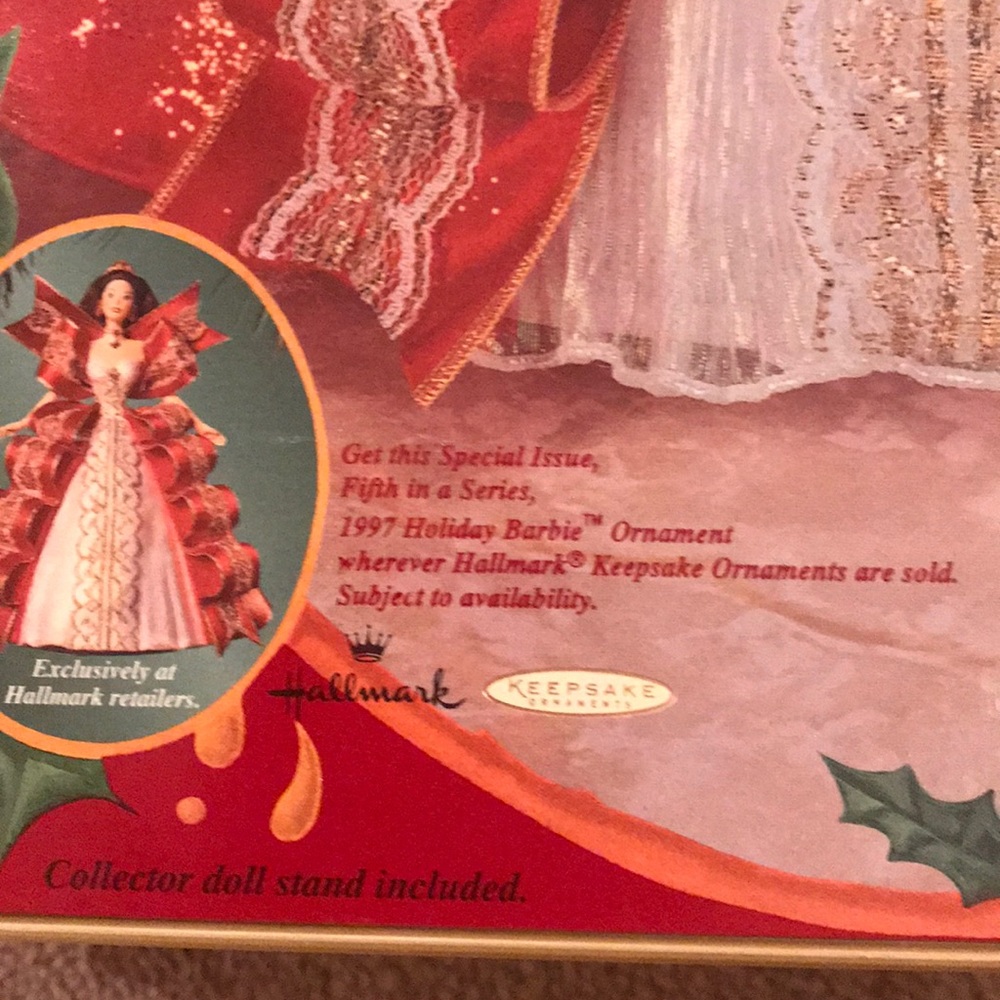 Happy Holidays Barbie Special Edition - Picture 5 of 8